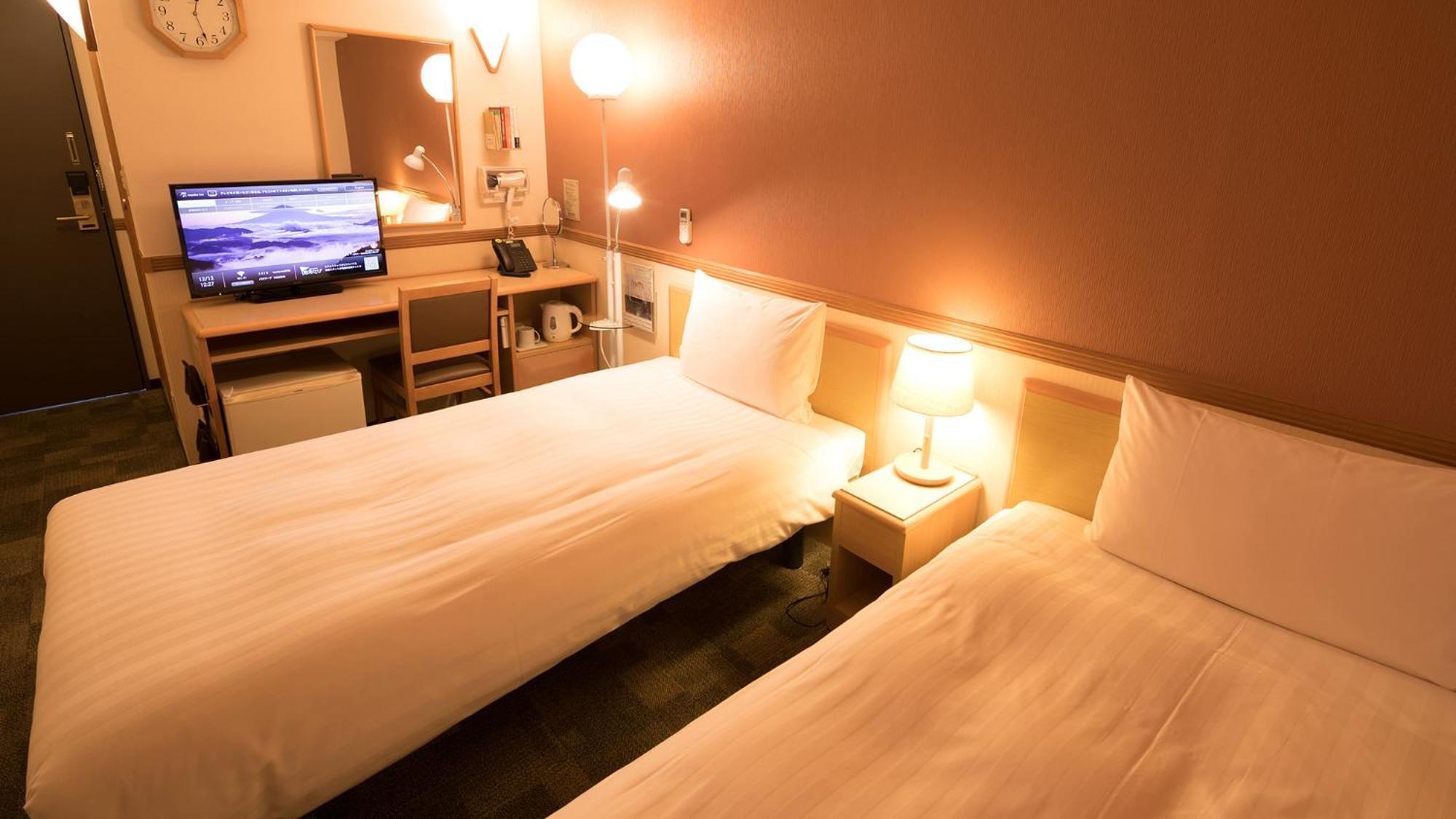 Toyoko Inn Matsuyama Ichibancho Room photo